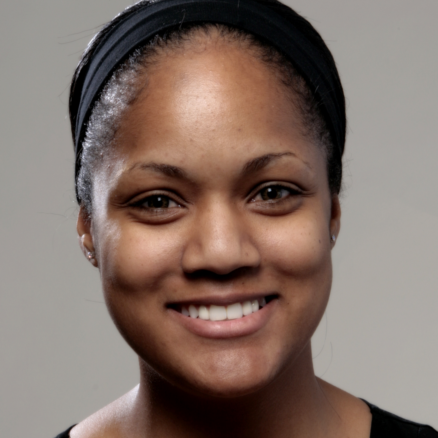 Professional Makeup Techniques for Black Women U35D